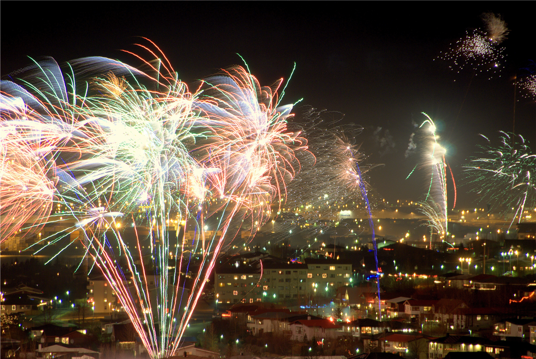 NYE fireworks Reykjavik