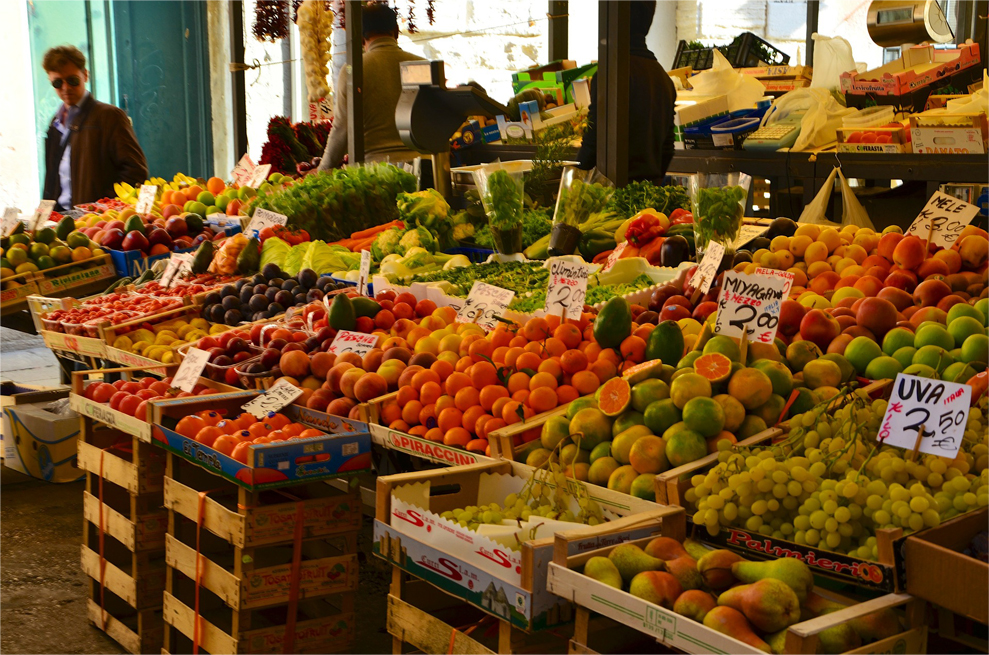 Hidden markets