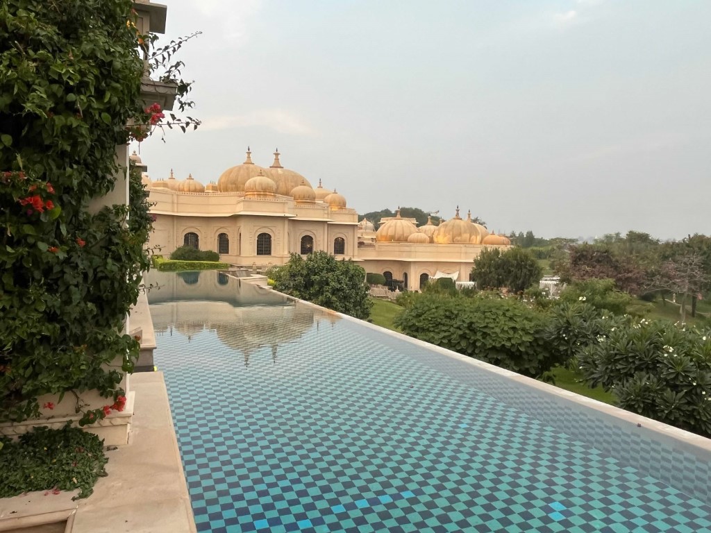 Exterior shot of the main pool at the Oberoi Udaivilas in Udaipur 