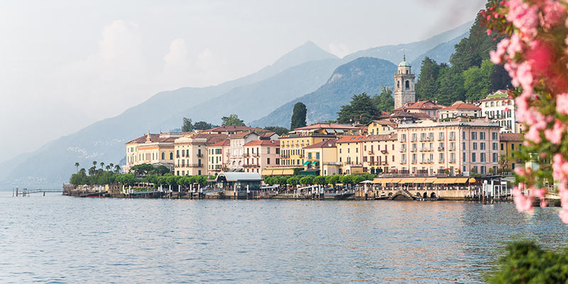 The town of Bellagio sitting on the lake