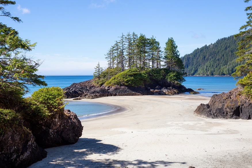 San Josef beach and a mountain in the distance
