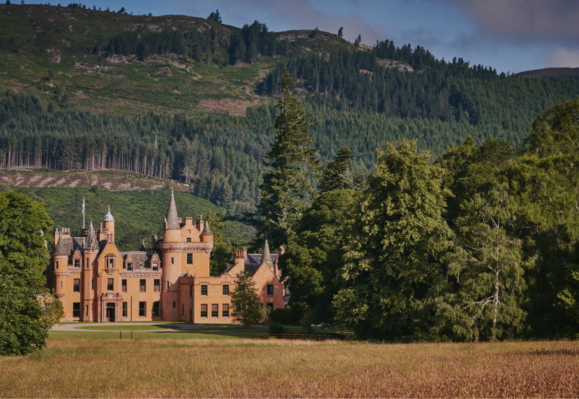 Aldourie Castle