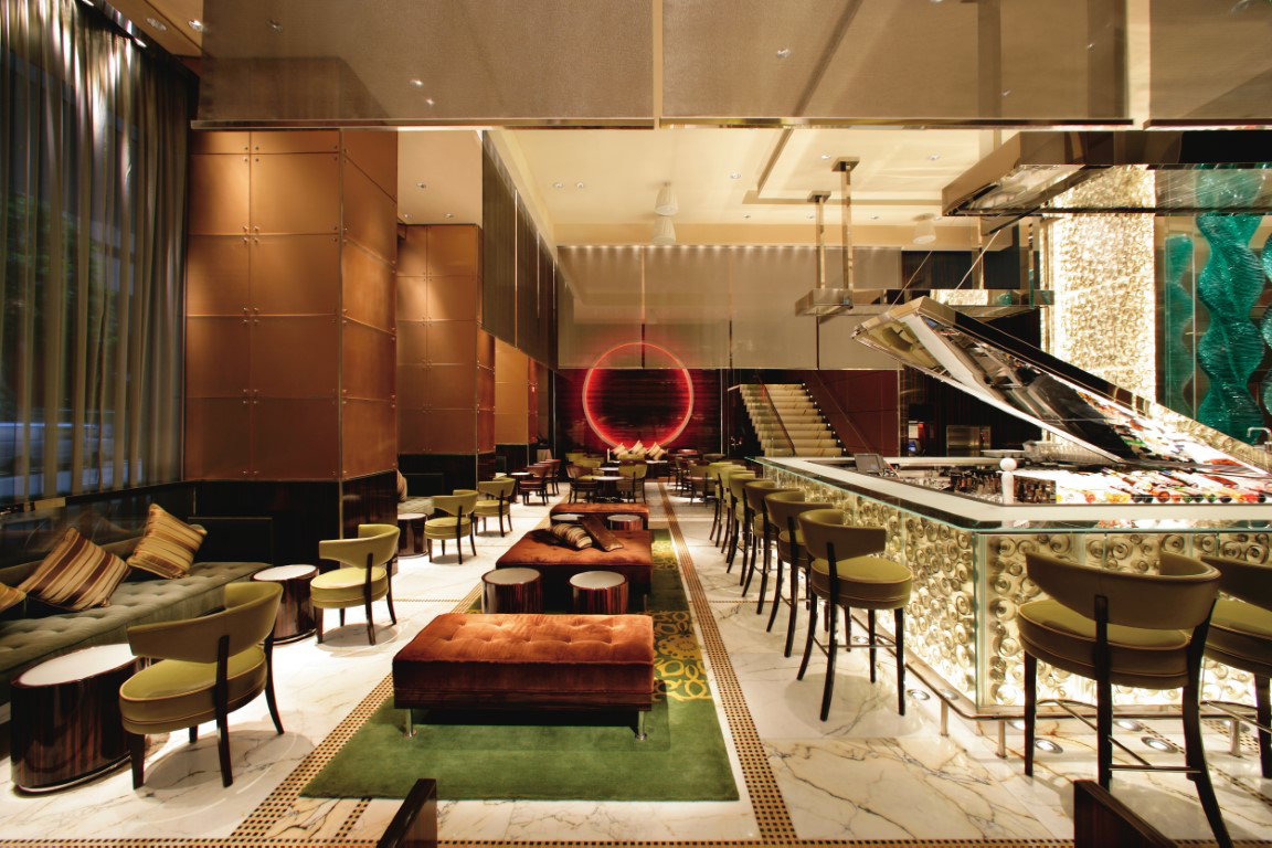 Mo Bar at the Landmark