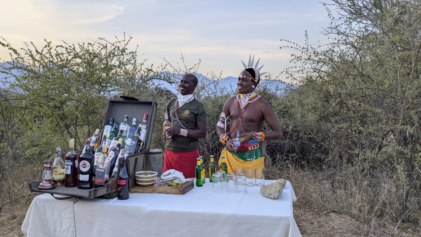 Sundowners in style at Sarara Treehouses