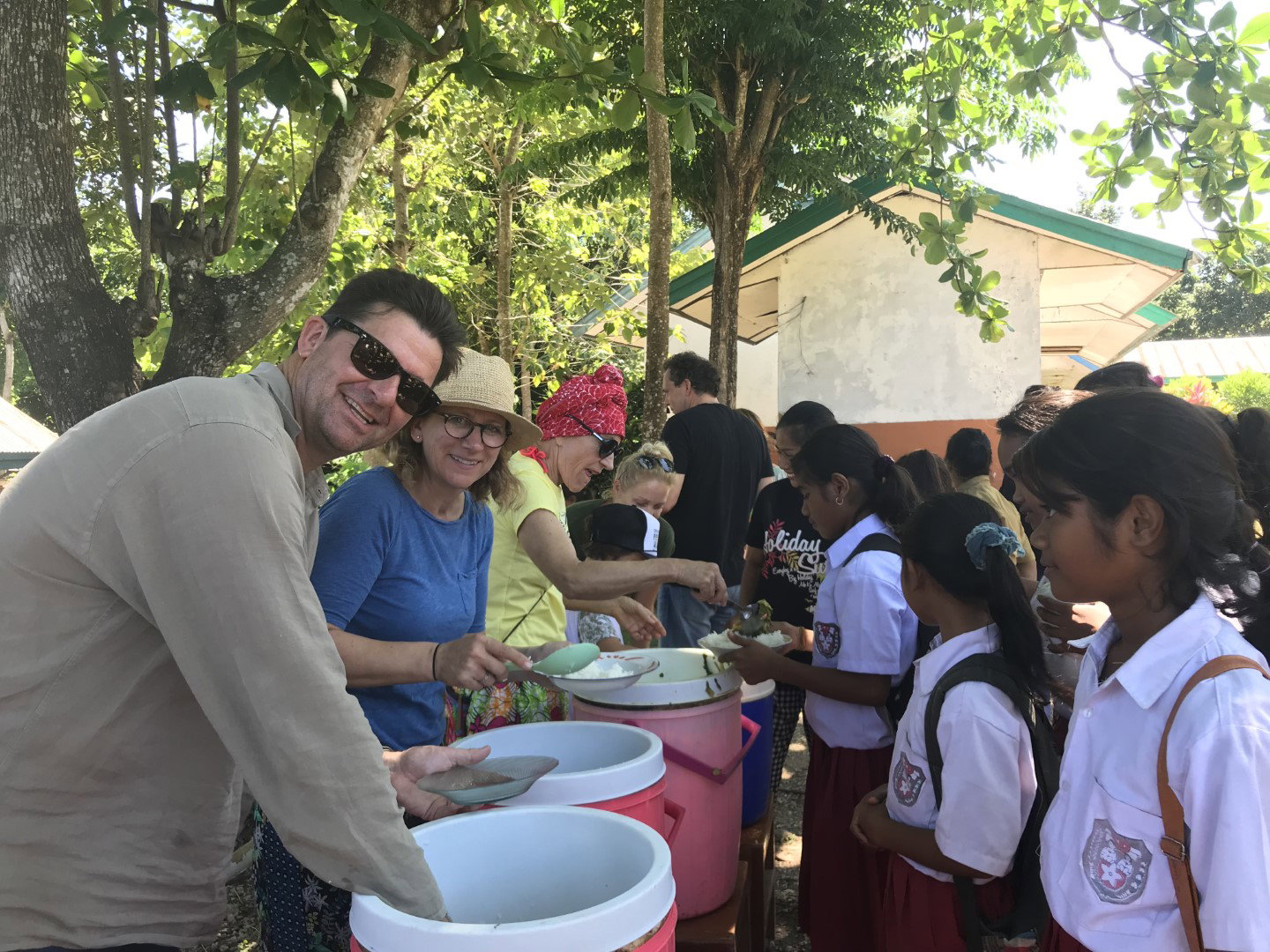 John & Emma volunteering at the Sumba Foundation