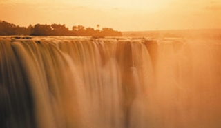 Exceptional Victoria Falls, Botswana & Mozambique