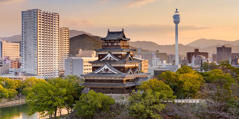 Hiroshima castles with city buildings in the background