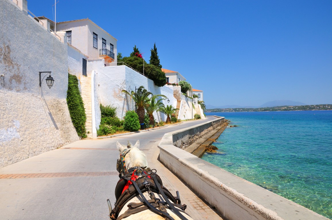 Spetses modes of transport